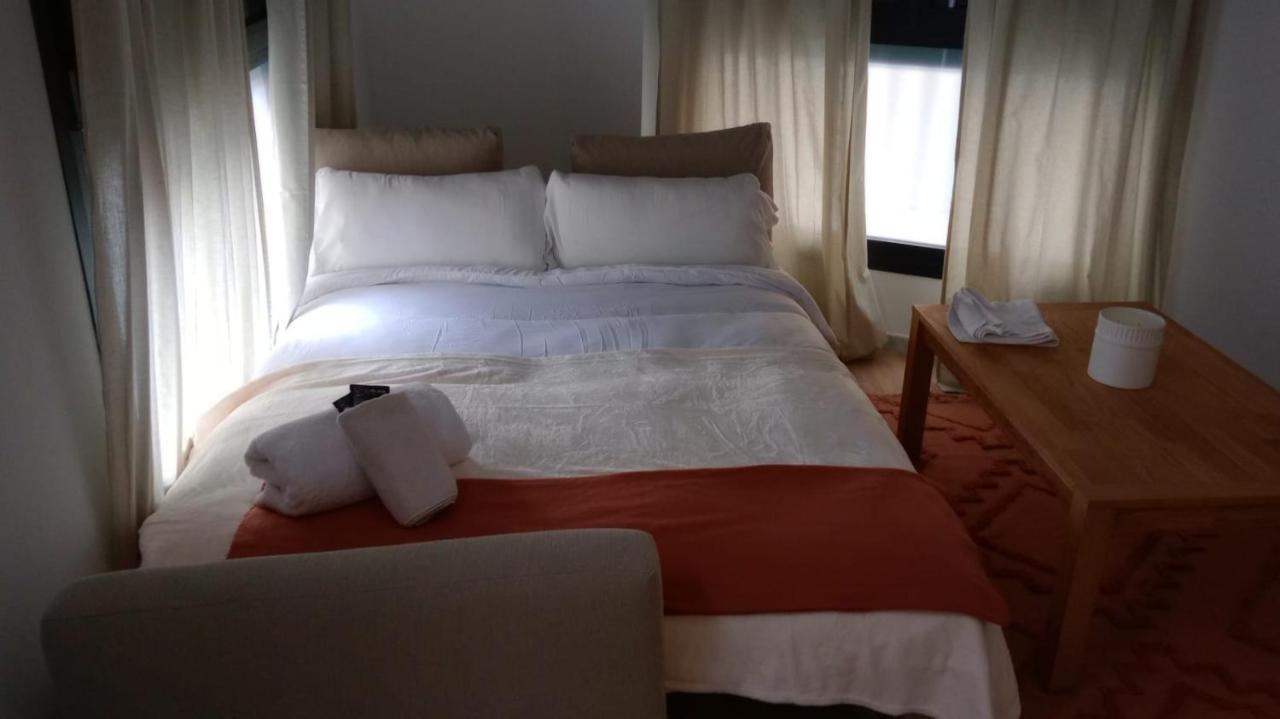Artemisa Suites Sevilla エクステリア 写真